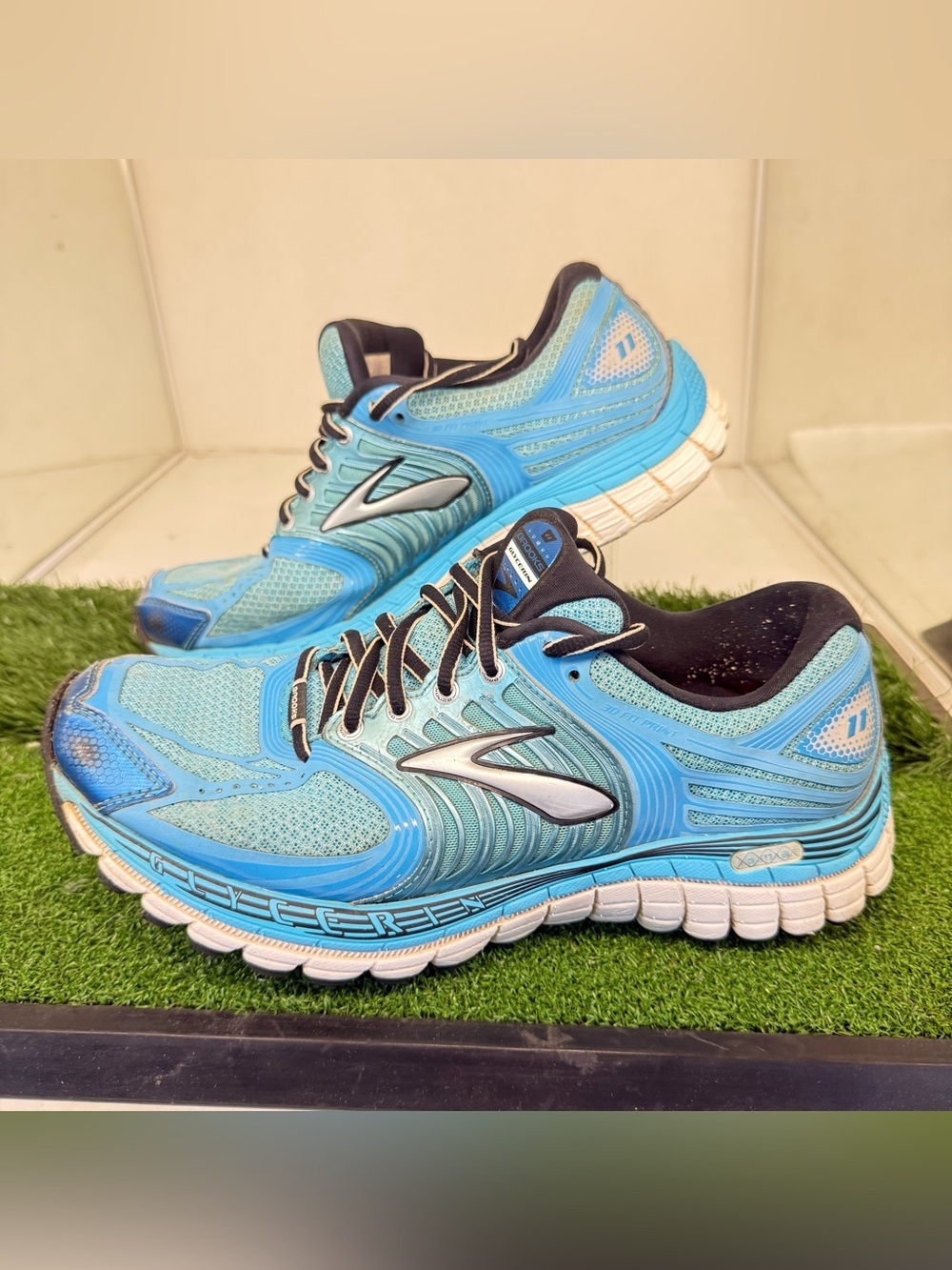 Brooks Glycerin 11 Women's Size 10Medium) Running Shoes Blue